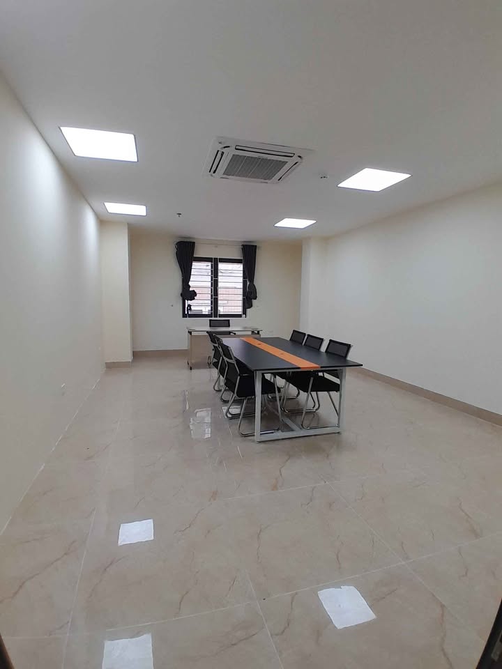 Cho thuê văn phòng tại Nguyễn Văn Huyên, Cầu Giấy - Diện tích 30m² giá chỉ 6 triệu/tháng!