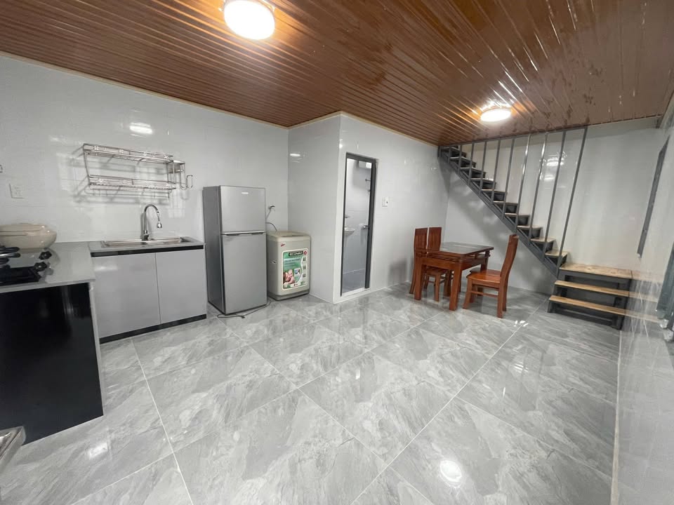 Căn hộ cho thuê đường Triệu Việt Vương, Đà Lạt 2PN giá 5.5 triệu - Full nội thất tiện nghi!