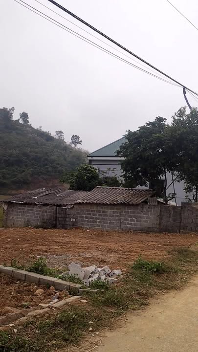 Đất thổ cư 100m² tại Lương Sơn, Hòa Bình giá chỉ 1 tỷ - Cơ hội đầu tư tuyệt vời!