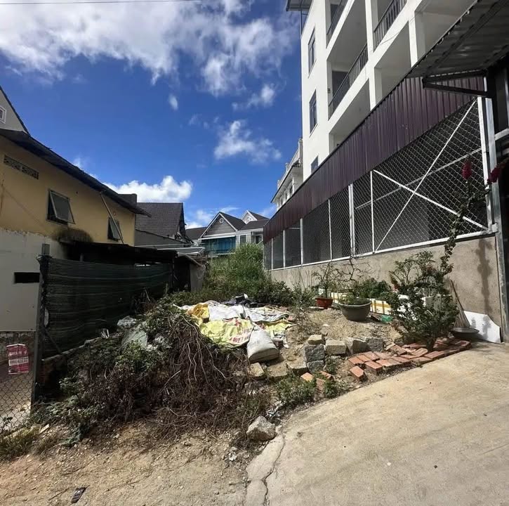 Đất Lữ Gia, Đà Lạt 100m² giá 3.8 tỷ - Đầu tư ngay!