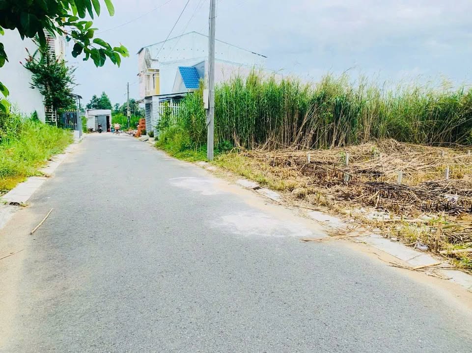 Đất nền Tân Hạnh Vĩnh Long 99m² giá 1.05 tỷ - Sẵn sàng xây dựng ngay!