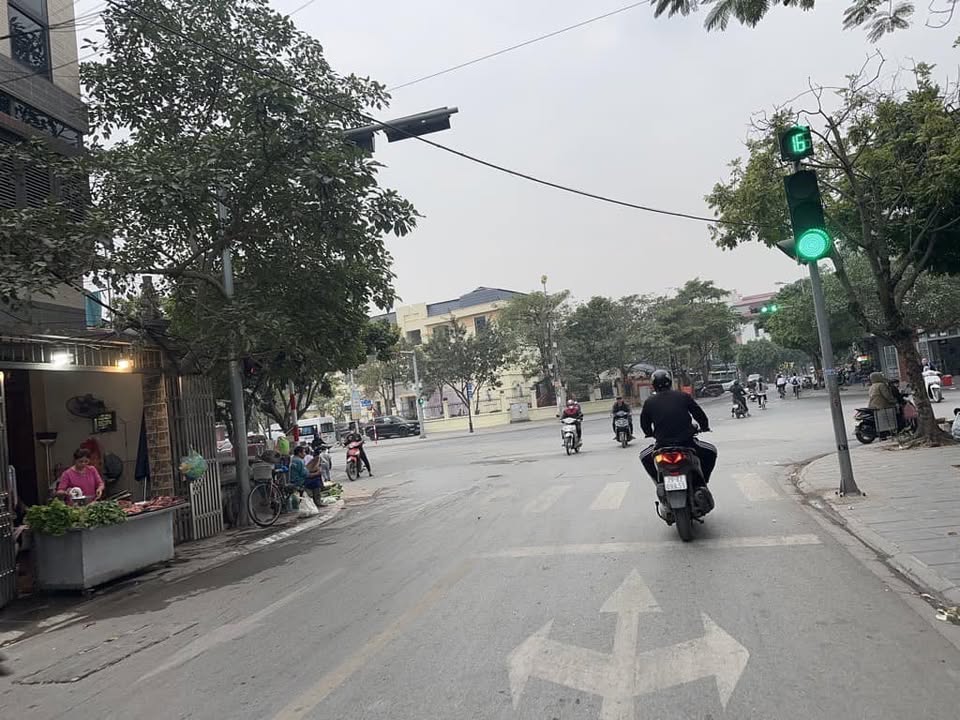 Đất nền Việt Hưng Long Biên 64m² giá 5.15 tỷ - Cơ hội đầu tư không thể bỏ lỡ!