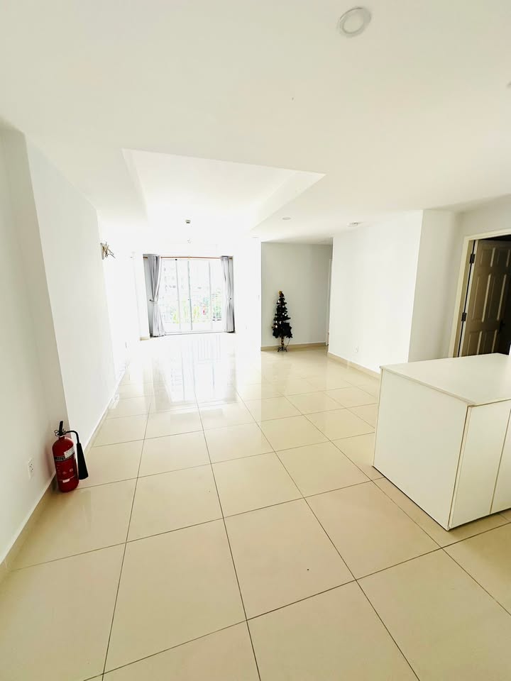 Căn hộ chung cư Melody Residences Tân Phú 96m² - Căn góc view đẹp ngay hồ bơi!