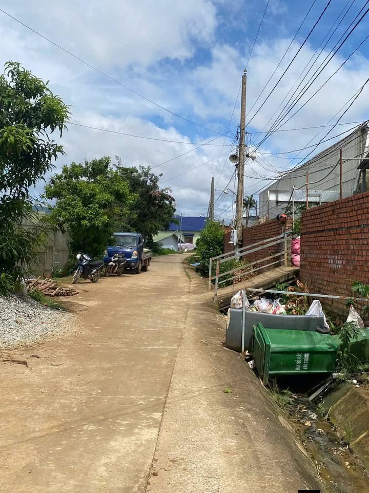 Đất nền Quảng Lập, Đơn Dương 480m² giá 1.2 tỷ - Vị trí đắc địa lý tưởng nghỉ dưỡng!