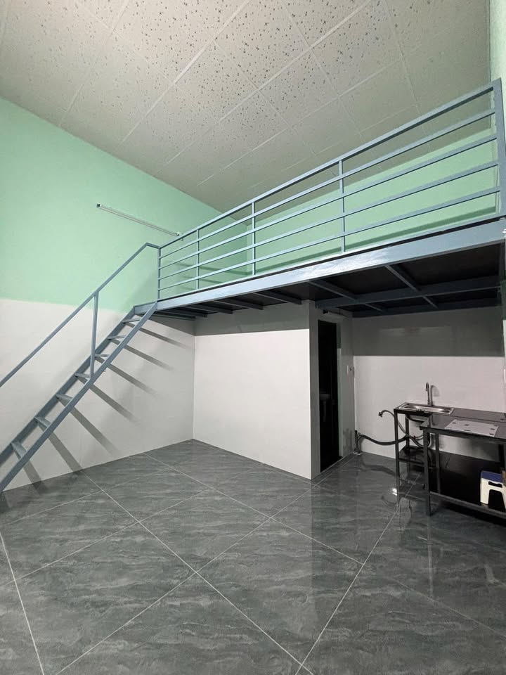 Phòng trọ mặt tiền đường Nguyễn Duy Trinh, Ngũ Hành Sơn 20m² giá 2.8 triệu - Không gian sống thoáng mát!