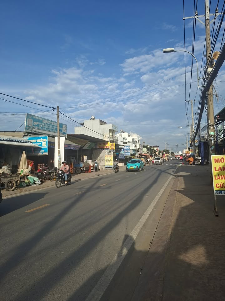 Nhà mặt tiền Nguyễn Duy Trinh, Long Trường, 600m² giá 26 tỷ - Cơ hội đầu tư hiếm có!