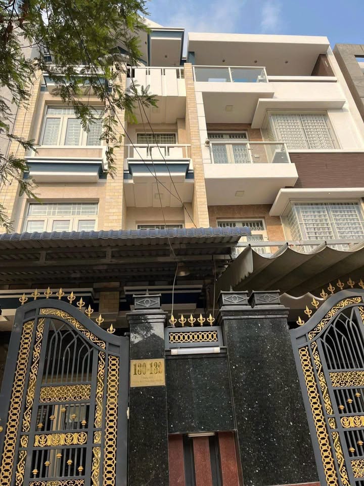 Nhà phố 130-132 Đường Số 6, Thủ Đức 250m² giá 32 tỷ - Đầu tư sinh lời ngay!