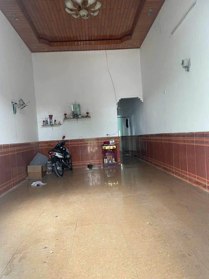 Nhà bán đường Duy Tân, TP. Kon Tum 216m² - Vị trí đẹp, kinh doanh thuận lợi!