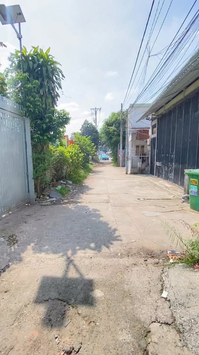 Nhà phố Tân Xuân Hóc Môn 28m² giá 1.36 tỷ - Sổ hồng chính chủ, tiện ích đầy đủ!