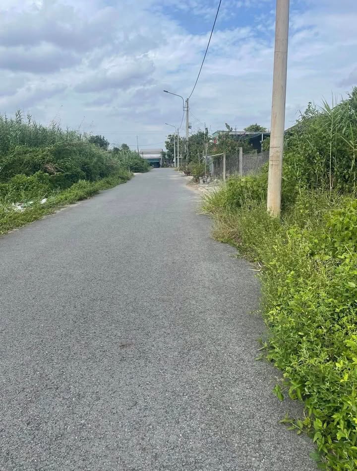 Đất nền khu dân cư Trường An, Vĩnh Long 100m² giá 850 triệu - Vị trí đẹp phong thủy tốt!