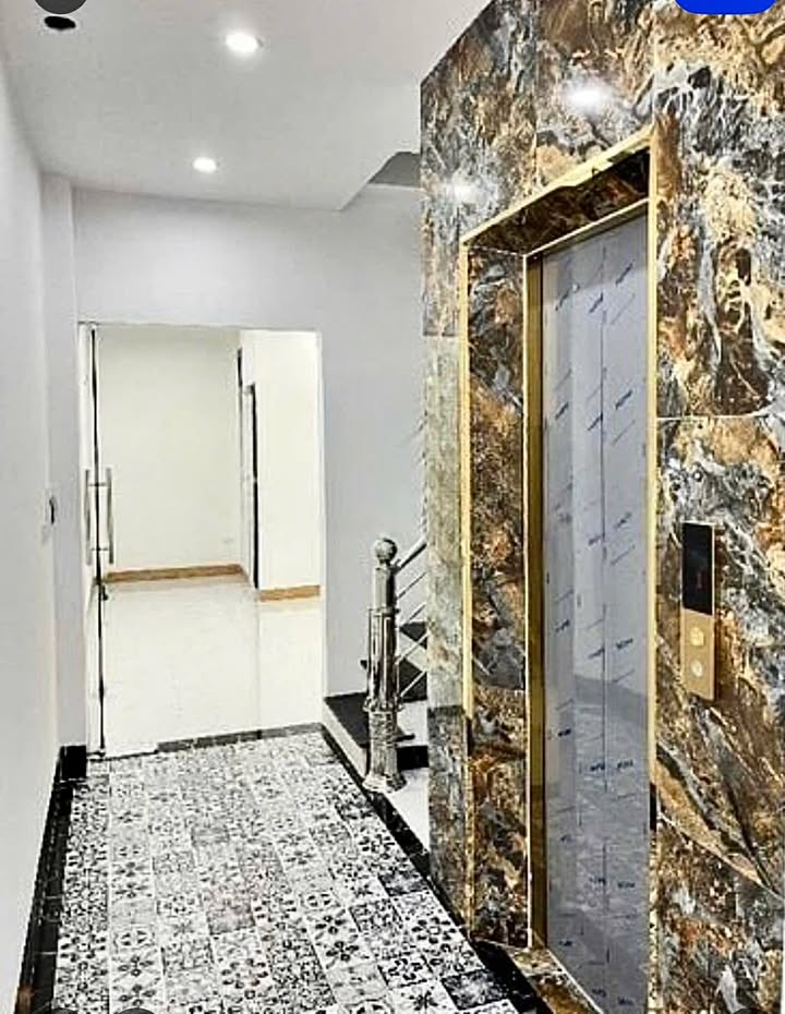 Cho thuê tòa CHDV Thượng Cát, Bắc Từ Liêm - 9 phòng, thang máy, giá thỏa thuận!