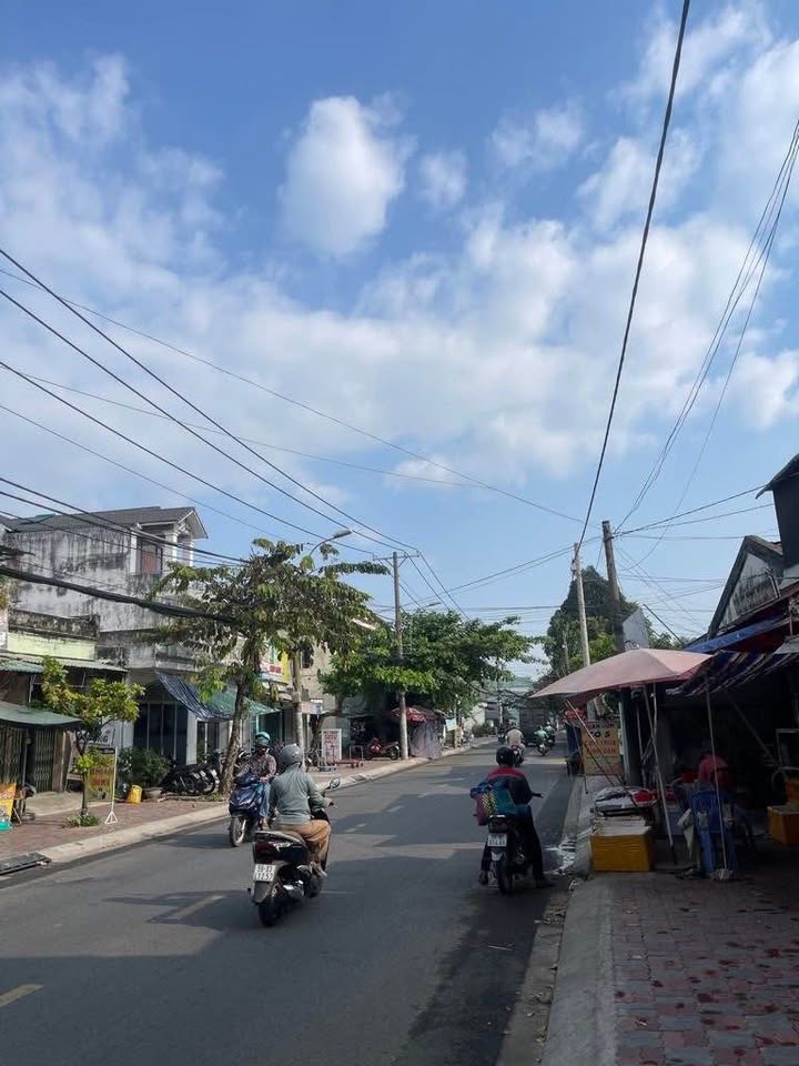 Nhà mặt tiền kinh doanh đường Linh Trung 406m² giá 38 tỷ - Vị trí đắc địa, sẵn sàng giao dịch!