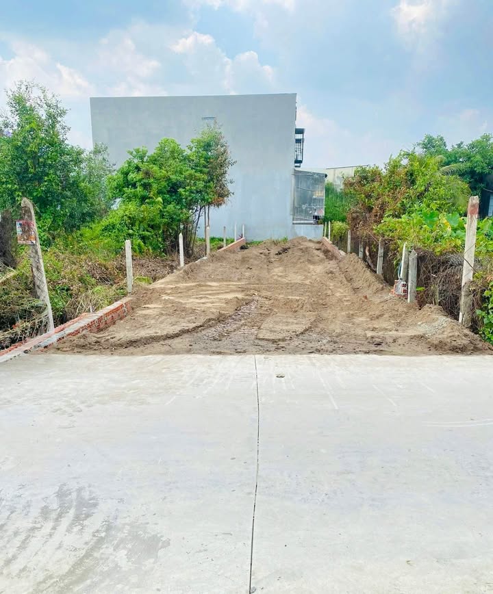 Đất thổ cư xã Tân An Hội, Củ Chi 168m² giá chỉ 1 tỷ - Sổ đỏ chính chủ!