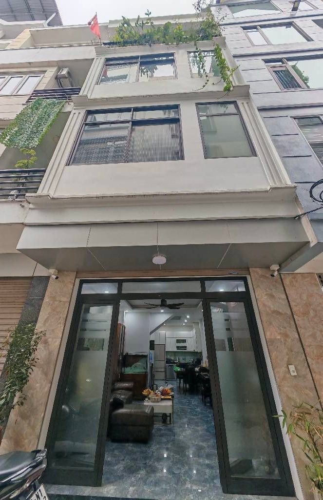 Nhà phố Dương Khuê, Cầu Giấy 38m² giá thỏa thuận - Ô tô vào tận cửa!