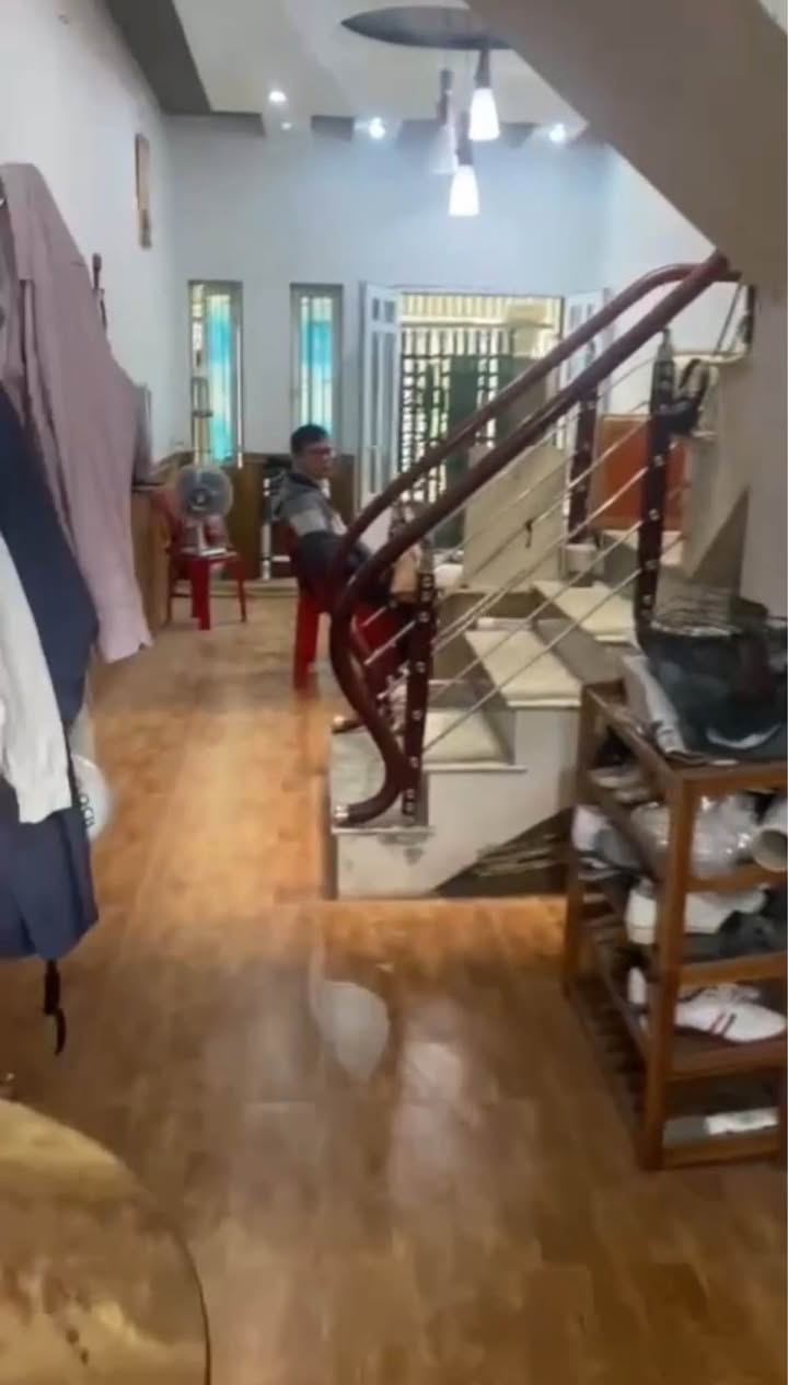 Nhà 2.5 tầng mặt ngõ Lực Hành, Hải An 55.3m² giá 2.35 tỷ - Sổ đỏ chính chủ!