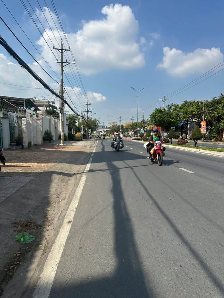 Đất mặt tiền Trần Hưng Đạo, Mỹ Thạnh, 272m² giá 6.486 tỷ - Cơ hội đầu tư tuyệt vời!