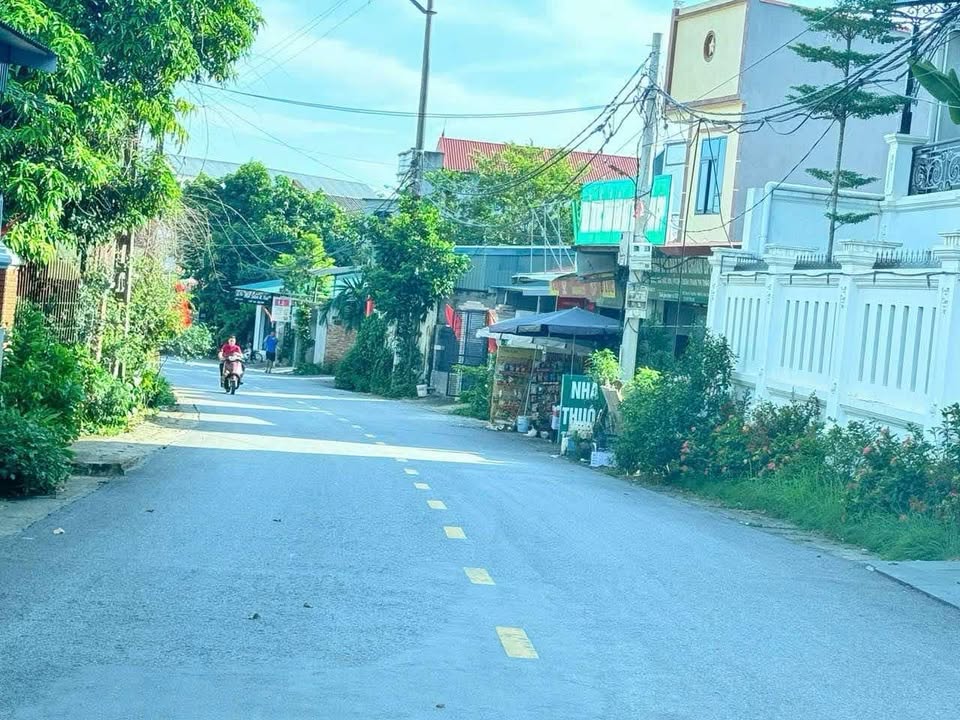 Đất nền Vân Phú, Việt Trì 96m² giá 1 tỷ - Đầy đủ tiện ích, sẵn sàng đầu tư!