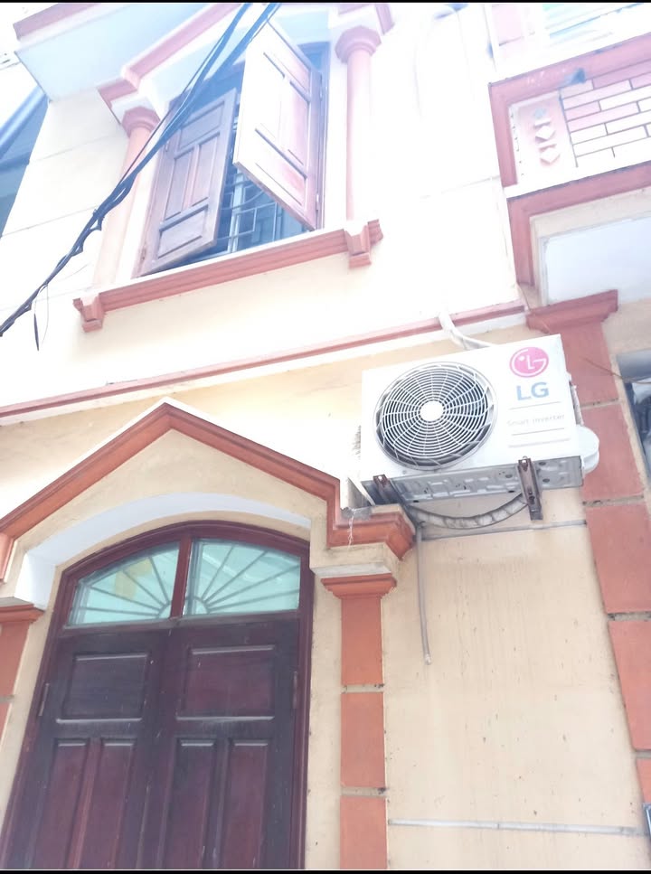 Nhà nguyên căn Mễ Trì Hạ 135m² giá 11.5 triệu - Đầy đủ tiện nghi, vào ở ngay!