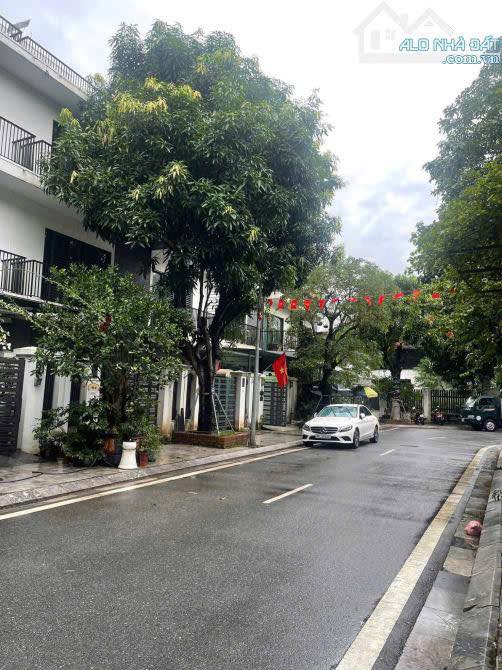 Căn liền kề Eden Rose Thanh Liệt 90.1m² giá 22 triệu - Thuận tiện làm văn phòng!