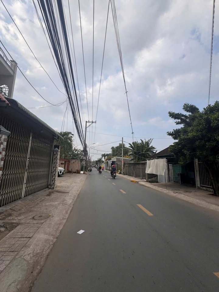 Nhà Thoại Ngọc Hầu, Long Xuyên 101m² giá 3 tỷ - Vị trí đẹp, tiềm năng kinh doanh!