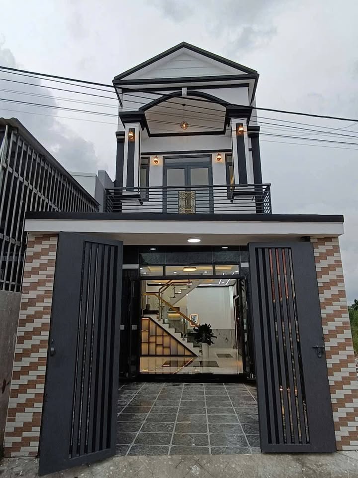 Nhà 1 Lầu 1 Trệt Tại Tân Phước Khánh 82m² Giá 2.75 Tỷ - Gần Chợ, Tiện Kinh Doanh!