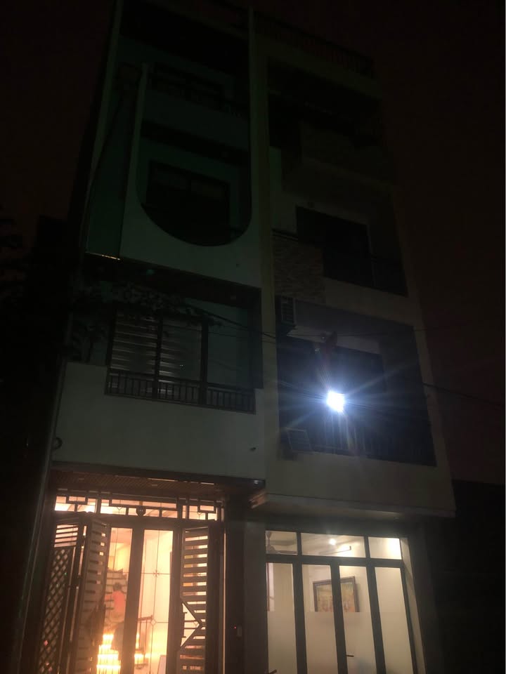 Nhà 5 tầng 42m² tại Kim Chung, Hoài Đức - Thiết kế gara ô tô, thuận tiện đi lại!