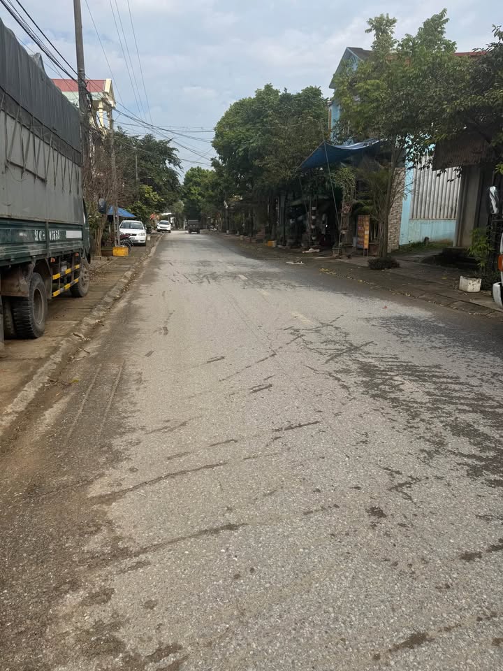 Đất nền mặt đường Phạm Khắc Vinh, Yên Bái 90m² - Vị trí đắc địa, không ngập lụt!