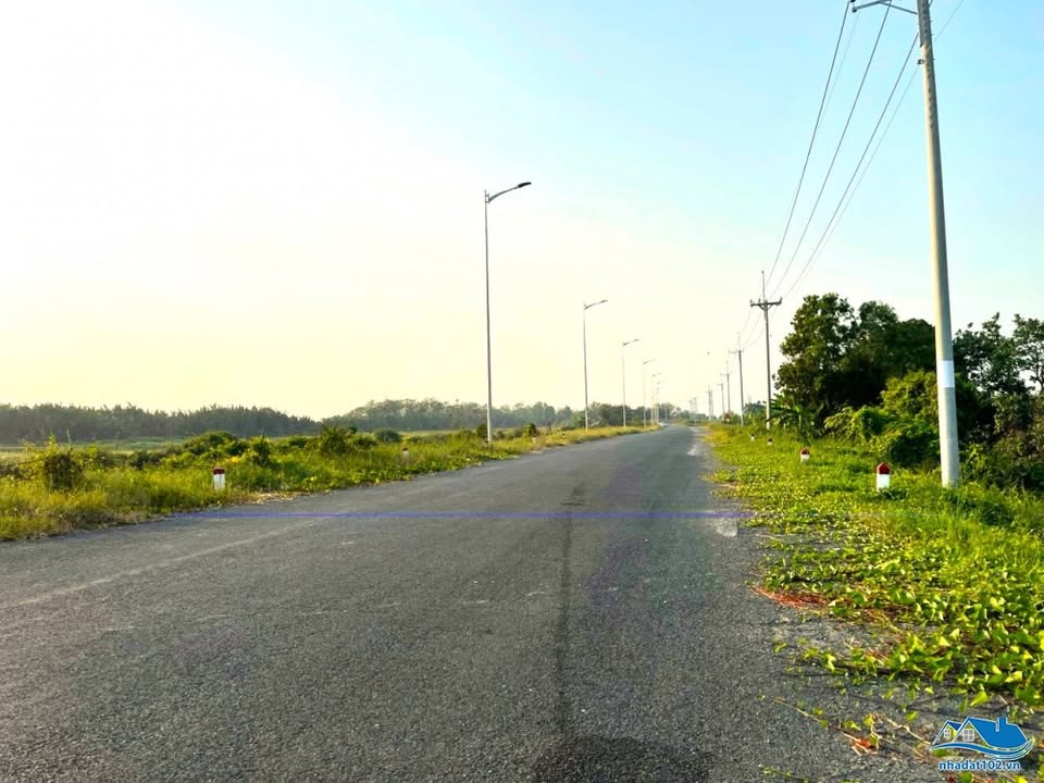 Đất mặt tiền đê quốc phòng xã Mỹ Lâm 16.810m² giá 1.6 tỷ - Cơ hội đầu tư tuyệt vời!