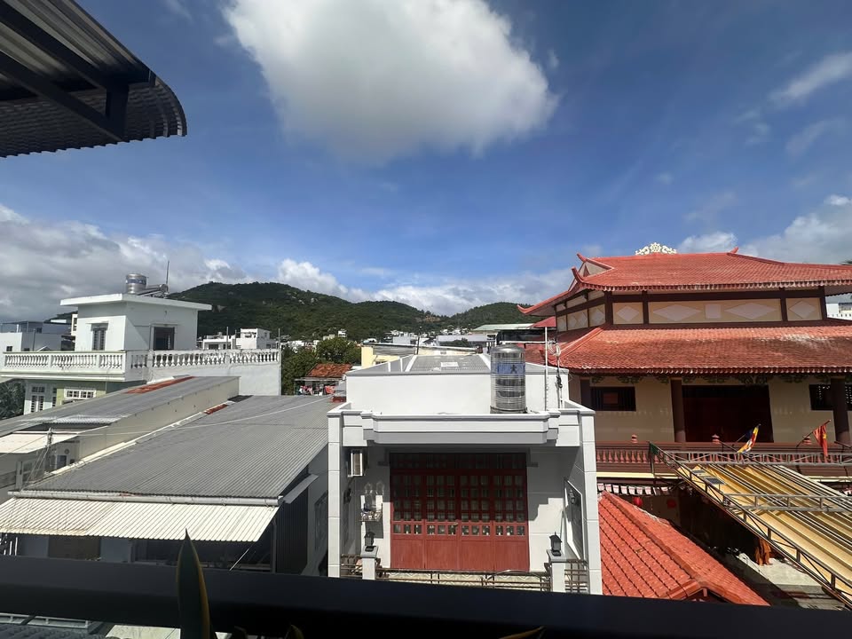 Nhà hẻm 2m phường Bắc Nha Trang 44.5m² giá 3.95 tỷ - Gần biển Phạm Văn Đồng!