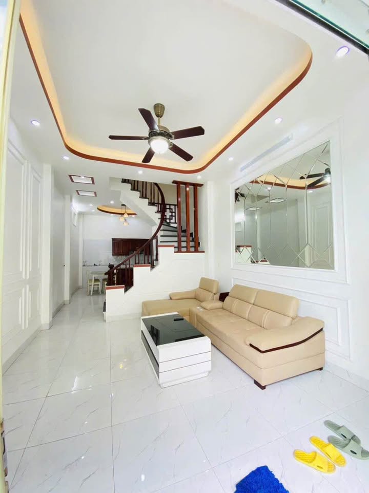 Nhà 3 tầng Trần Lãm, Thái Bình 40m² giá 2.1 tỷ - Sẵn sàng giao dịch!