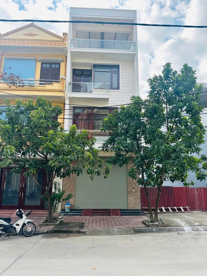 Nhà 4 tầng KĐT Nam Hoàng Đồng Lạng Sơn 87m² giá 5 tỷ - Sẵn sàng vào ở ngay!