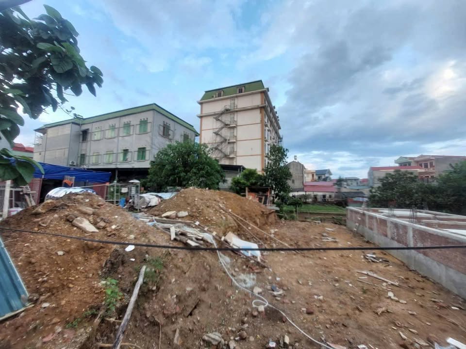 Nhà riêng Lạng Sơn 90m² giá 2.68 tỷ - Vị trí gần nhiều tiện ích