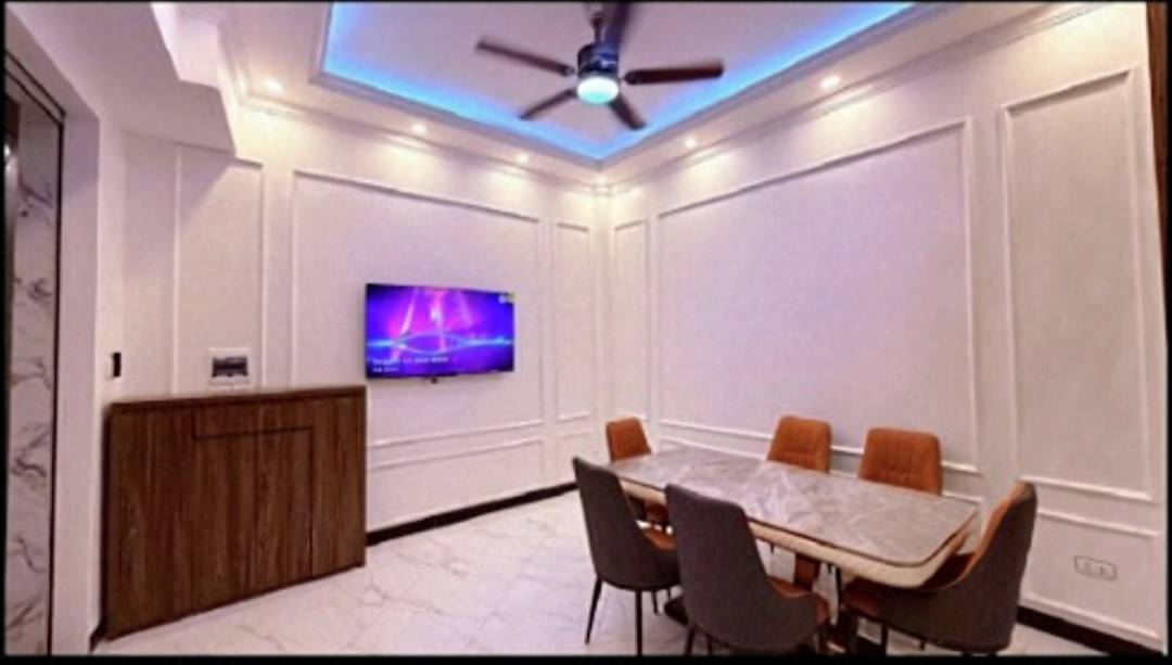 Nhà phố Văn Cao, Ba Đình 35m² giá 7.85 tỷ - Thiết kế hiện đại, an ninh cao!