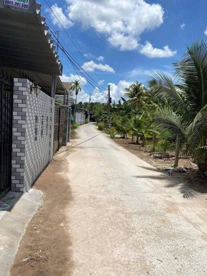 Nhà bán gấp 109m² xã Giao Long, Châu Thành, Bến Tre - Giá chỉ 1.05 tỷ!