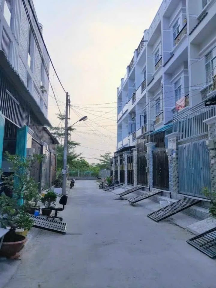 Nhà Phước Kiển Quận 7 43.56m² giá 2.28 tỷ - Chính chủ, sổ hồng đầy đủ!