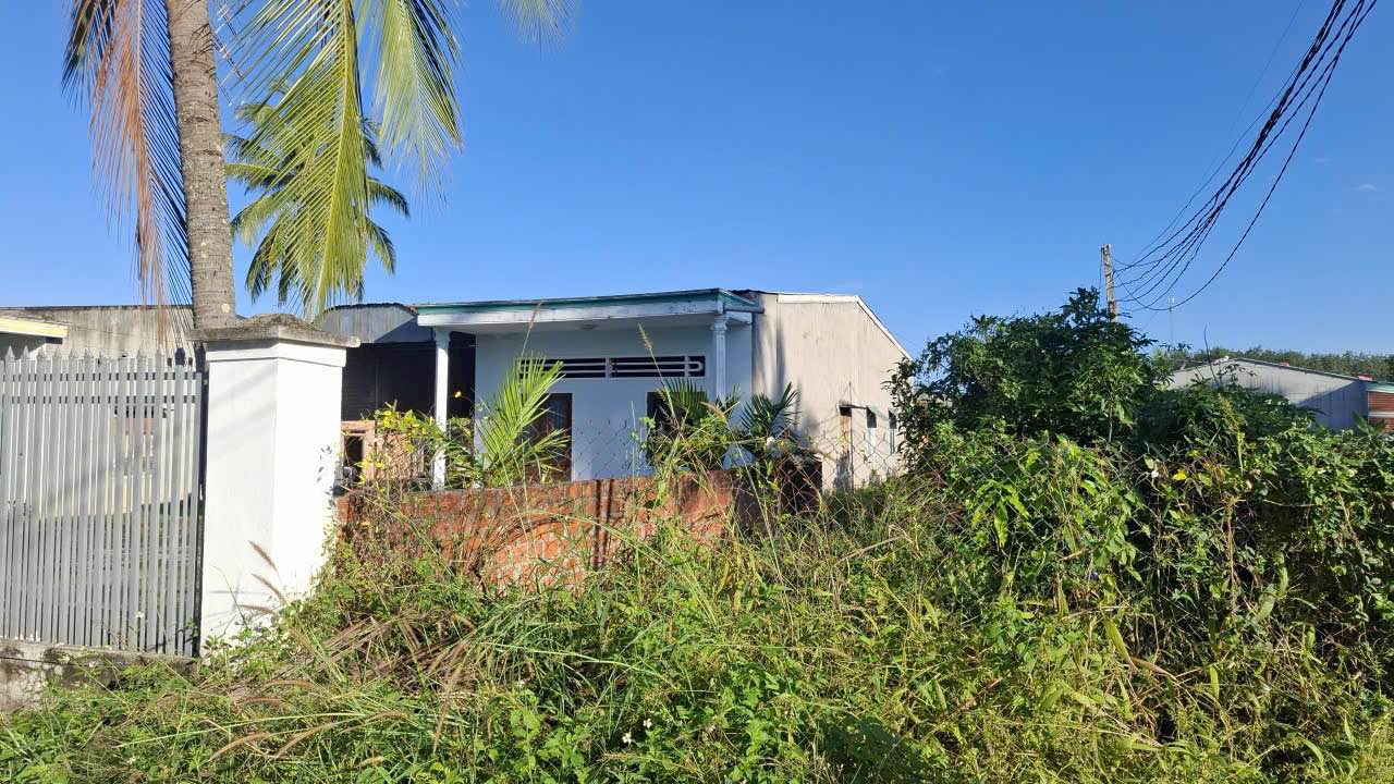 Đất thổ cư thôn 6 Đoàn Kết, TP Kon Tum 450m² - Giá chỉ 300 triệu!