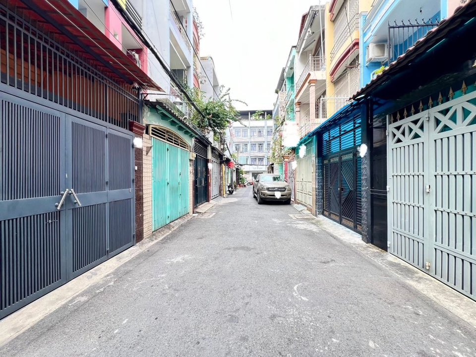 Nhà phố Lê Đại Hành, Quận 11, 78m² giá 7.99 tỷ - Khu dân trí cao, siêu hiếm!