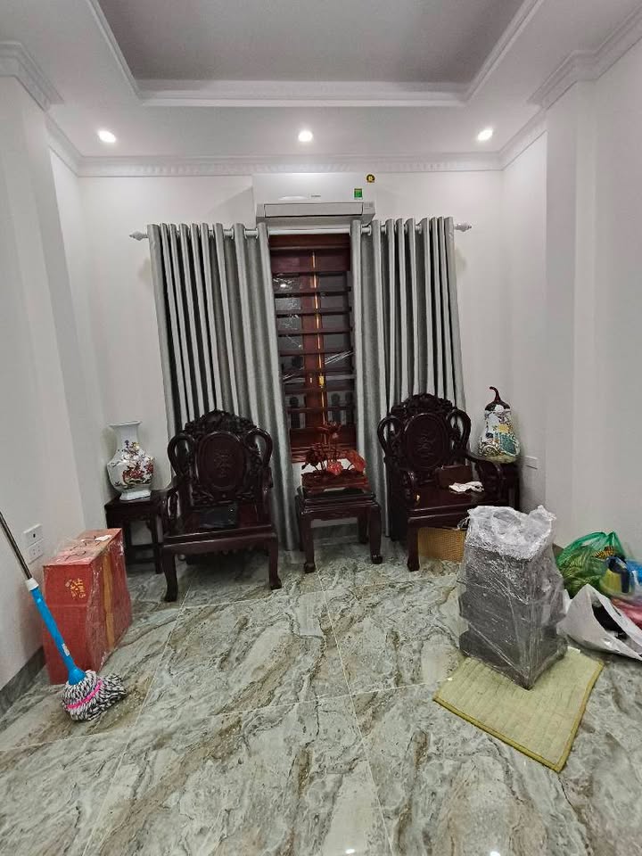 Nhà mặt phố Đê Tô Hoàng, Hai Bà Trưng 25m² giá 5.39 tỷ - Kinh doanh nhỏ thuận lợi!