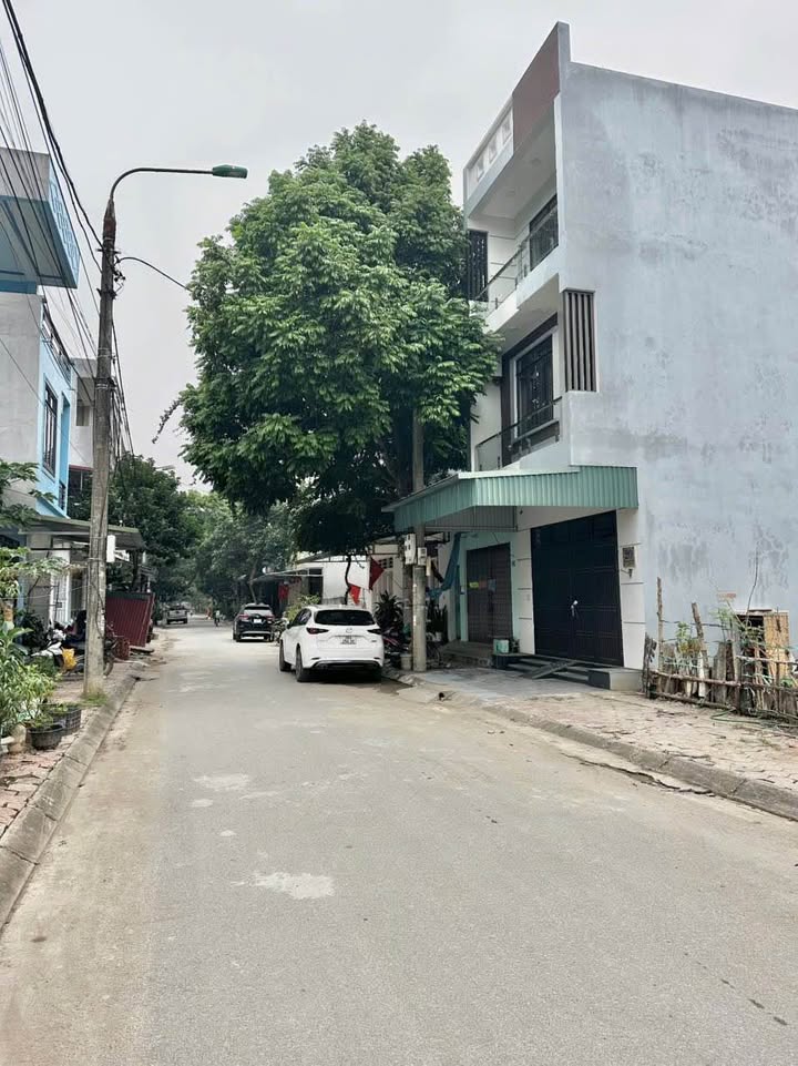 Đất nền Thịnh Lang Hòa Bình 73.5m² giá chỉ 2 tỷ - Đường ô tô tránh, sẵn sàng đầu tư!