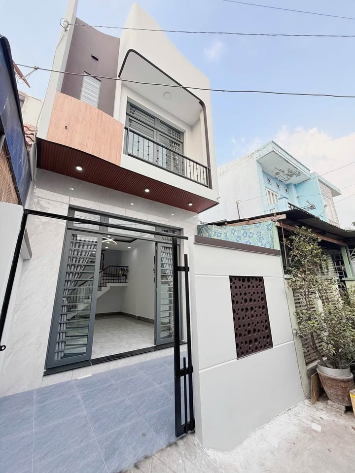 Nhà 1 lầu đường Dương Khuê, Long Xuyên 48m² giá 1.75 tỷ - Nhà đẹp, đầy đủ tiện nghi!