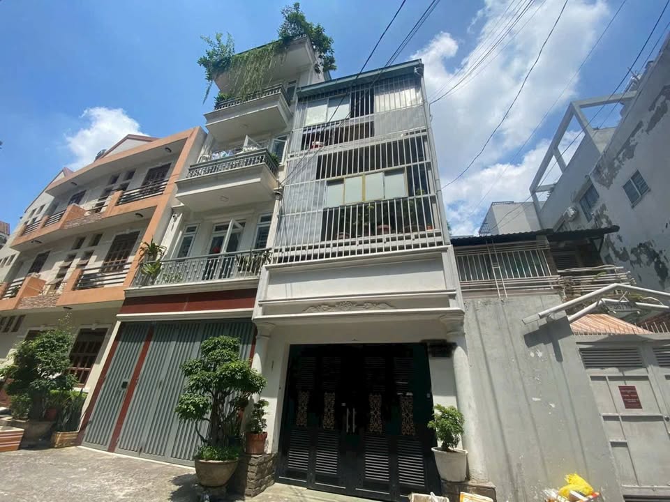 Nhà phố Yên Thế, Tân Bình 110m² giá 17 tỷ - Vị trí đắc địa, không quy hoạch!