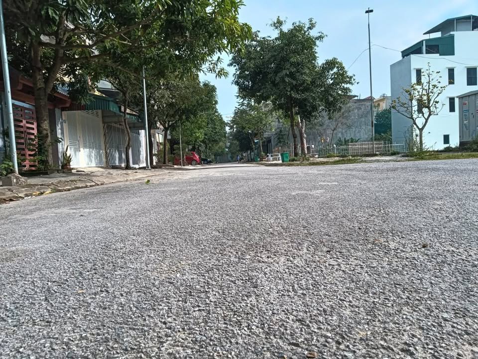 Đất nền MB 08 Nam Ngạn 83m² giá chỉ 5 tỷ - Cơ hội đầu tư hấp dẫn!