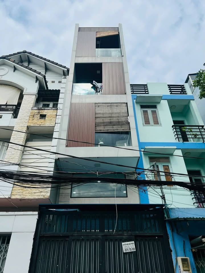 Bán gấp CHDV Bùi Đình Túy 50m² giá 12.9 tỷ - Dòng tiền ổn định 300 triệu/năm!