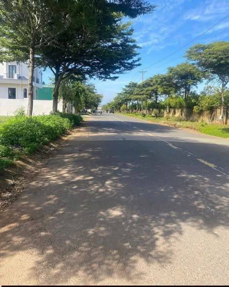 FrontHouse mặt tiền đường Nguyễn Thị Định, Đức Trọng 250m² giá 8.5 tỷ - Tiềm năng khai thác lớn!