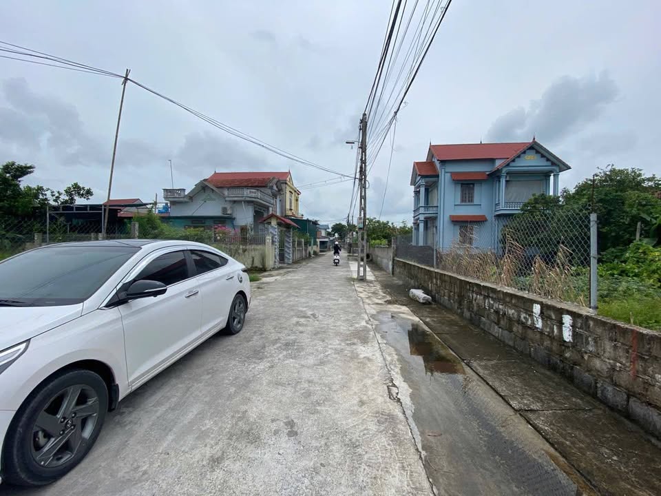 Đất nền Đông Phương, Đông Hưng 83m² giá 800 triệu - Ngõ ô tô vào tận nơi!