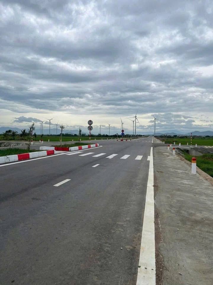 Đất nông nghiệp 2300m² mặt tiền đường vành đai phía Bắc - Sổ hồng chính chủ giá 805 triệu