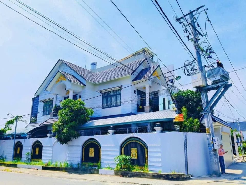 Biệt thự cho thuê tại Định Hoà Thủ Dầu Một 287m² - Nội thất đầy đủ, giá chỉ 17 triệu!