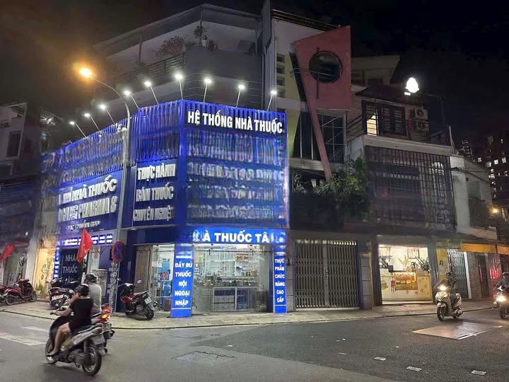 Mặt bằng 2 mặt tiền Nguyễn Văn Đậu, Phú Nhuận 45m² giá 35 triệu - Kinh doanh tuyệt vời!