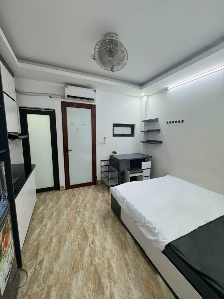 Căn hộ cho thuê tại 236 Khương Đình - Nội thất đầy đủ, giá thỏa thuận!