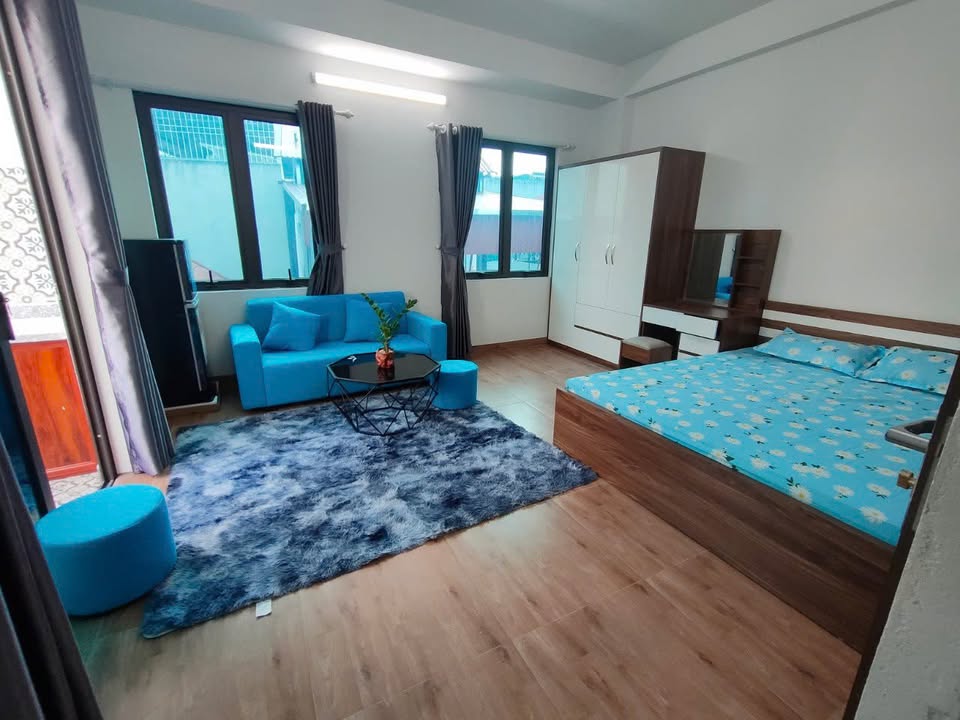Nhà nhỏ cho thuê tại Ngõ 219 Nguyễn Ngọc Vũ, Cầu Giấy 35m² - Full nội thất, ô tô đỗ cửa!